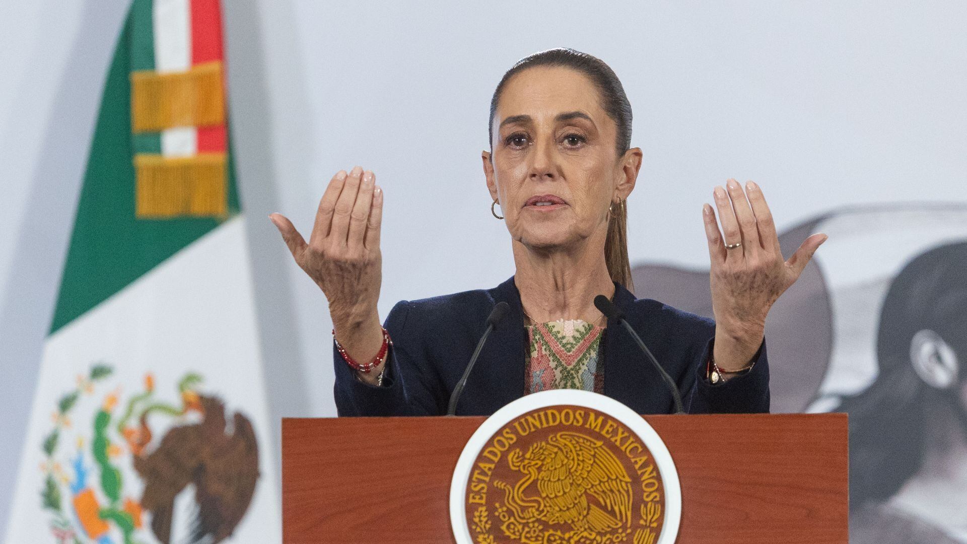 Embajadas y consulados mexicanos al servicio de los intereses del gobierno