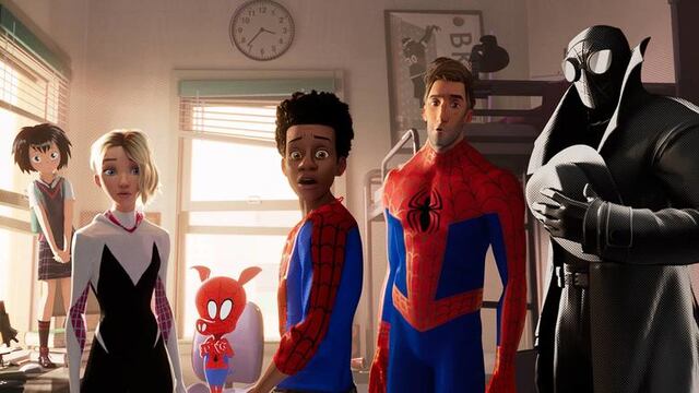 Peni (Kimiko Glen), Spider-Gwen (Hailee Steinfeld), Spider-Ham (John Mulaney), Miles Morales (Shameik Moore), Peter Parker (Jake Johnson), Spider-Man Noir (Nicolas Cage) in Sony Pictures Animation's SPIDER-MAN: INTO THE SPIDER-VERSE.