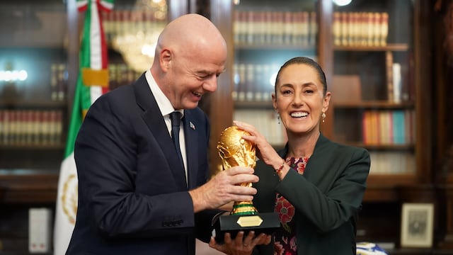 Sheinbaum e Infantino se reúnen en México por la organización del Mundial 2026