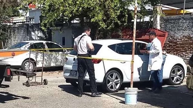 El menor estuvo en el auto por cerca de 4 horas.