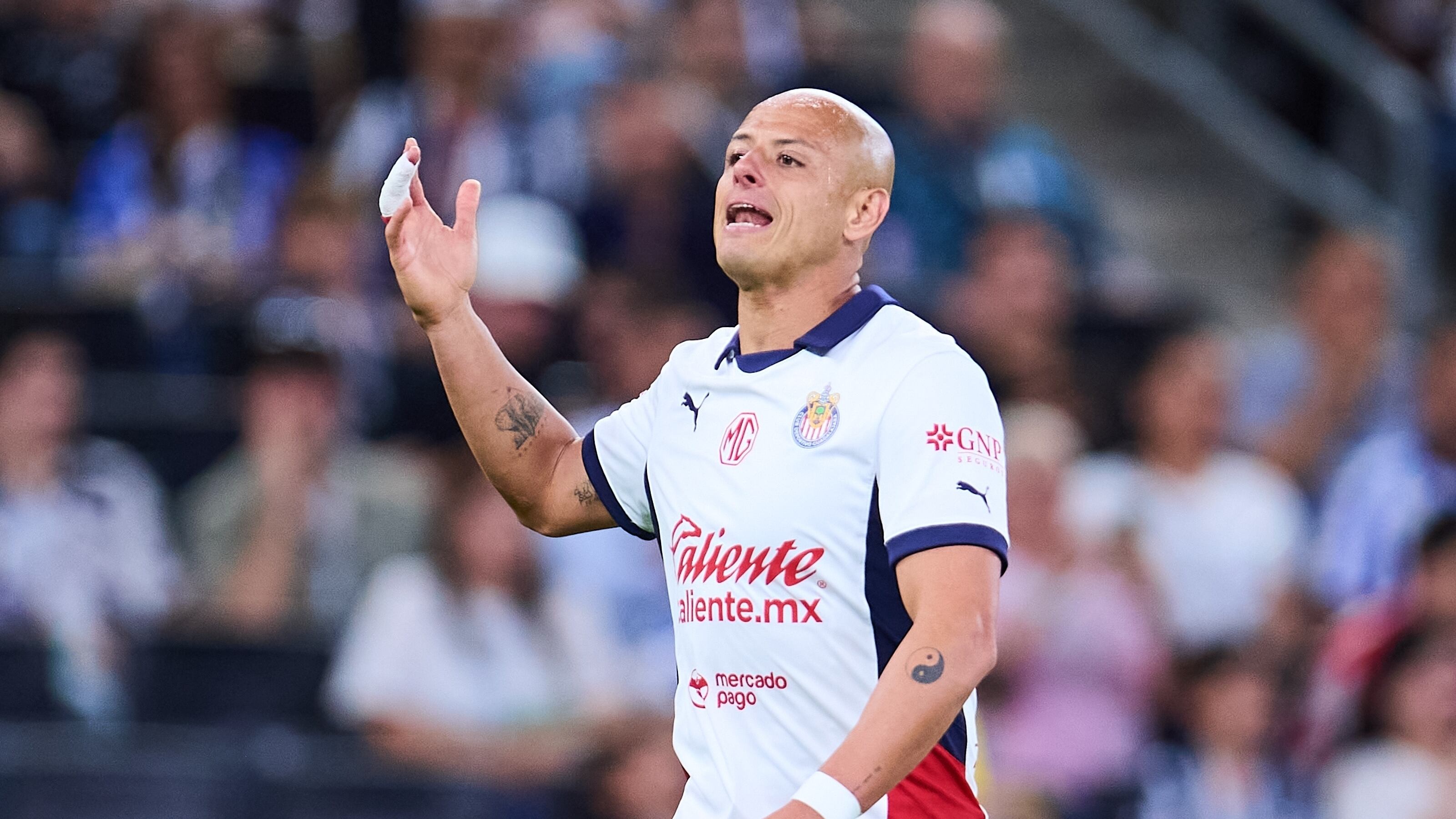 ¿También se deslinda? Sergio Dipp publica inesperado video sobre polémica de Chicharito