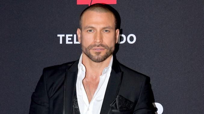 Rafael Amaya confirma romance con su mánager Maritza Ramos: “ya llevo dos años y medio”, dice feliz