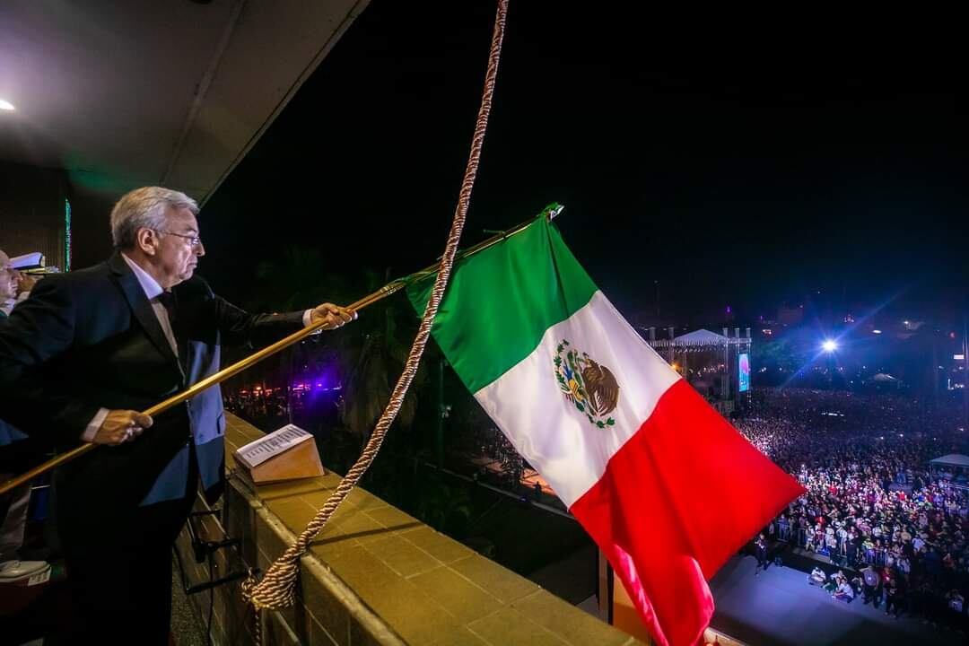 El gobernador Rubén Rocha Moya da el grito del 15 de septiembre 2022 en Sinaloa con saldo blanco