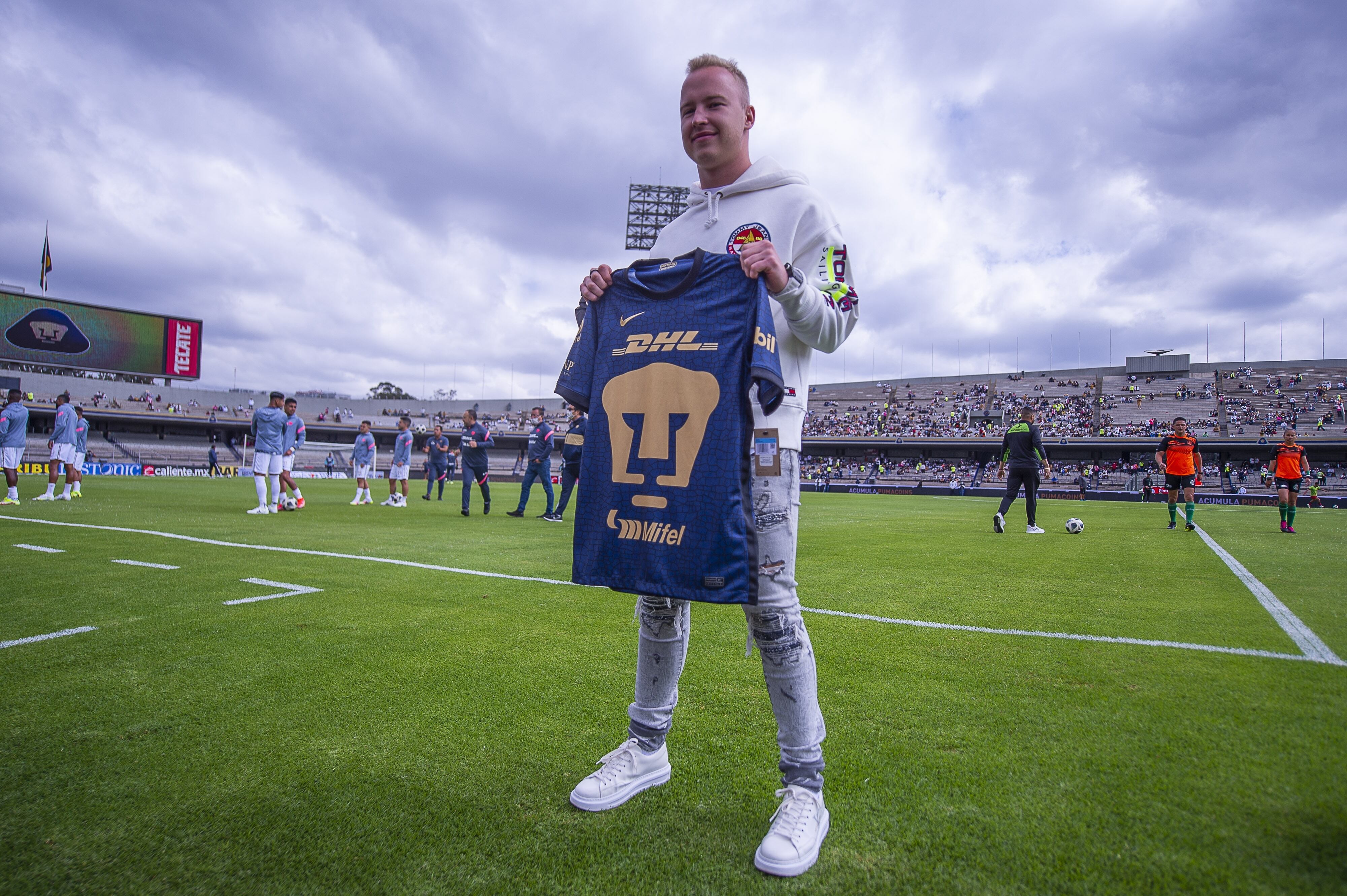 Nikita Mazepin en el Estadio Olimpico Universitario