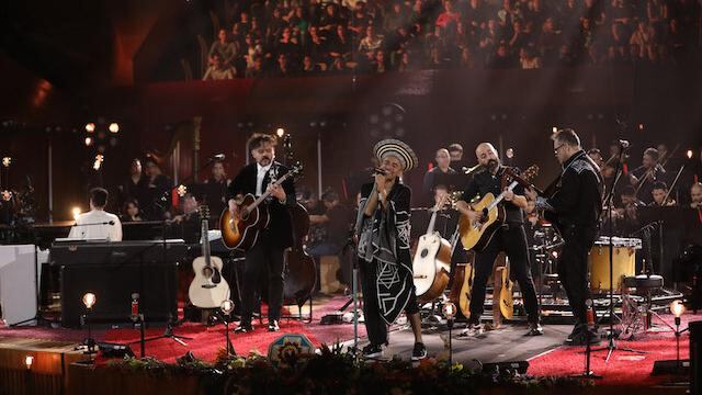 Café Tacvba en su último concierto acústico para MTV