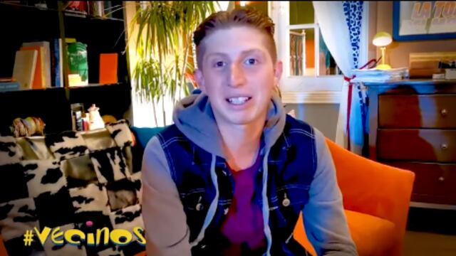 Octavio Ocaña como 'Benito Rivers' en "Vecinos"