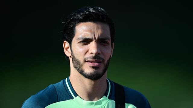 Brighton vs Fulham: Pronóstico y posibles alineaciones del partido de Raúl Jiménez