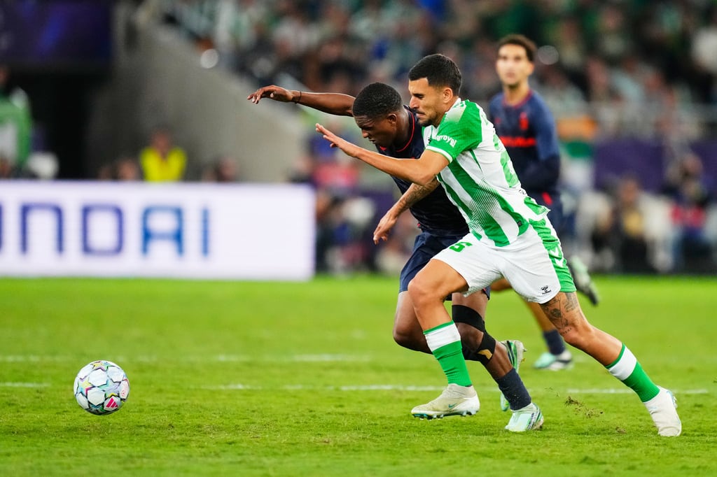 El Feyenoord no pudo sumar en la cancha del Betis