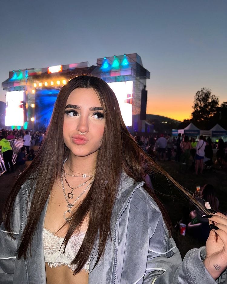 Domelipa, influencer.