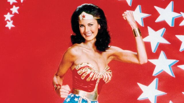 Lynda Carter como la Mujer Maravilla