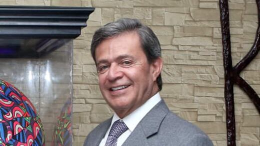 ¿Quién es Don Huayra? Carlos Peralta, coleccionista de autos de lujo y abuelo de Loreto Peralta