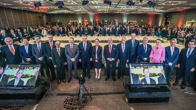 Claudia Sheinbaum se reunión con el CCE hoy 19 de junio 2024