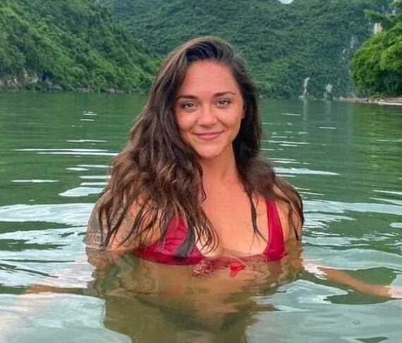 Rachel Waters, buscó a su novio internacionalmente