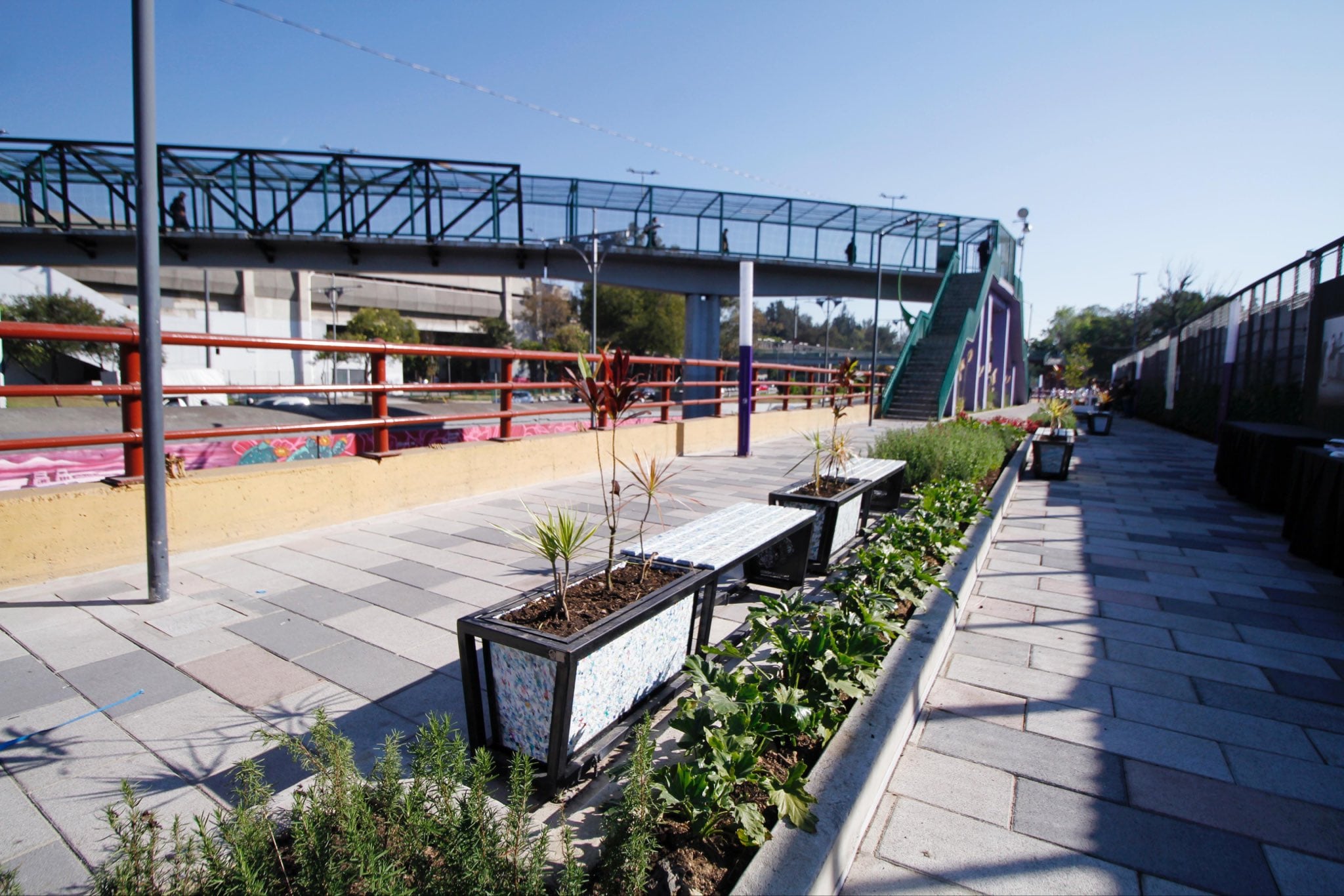 Memorial en Iztacalco recuerda a Esmeralda y Sofía