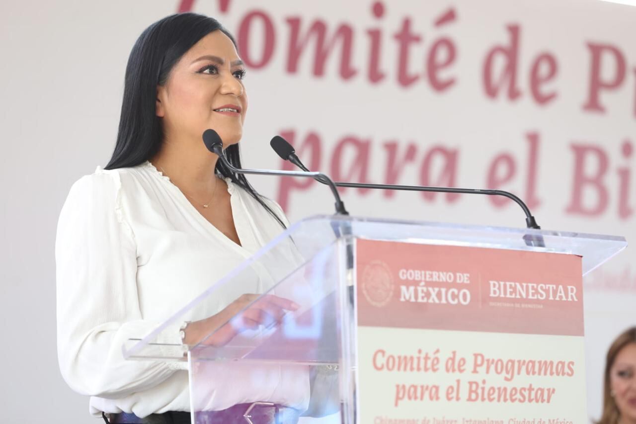 Ariadna Montiel toma protesta a integrantes de comités de Programas para el Bienestar en Iztapalapa