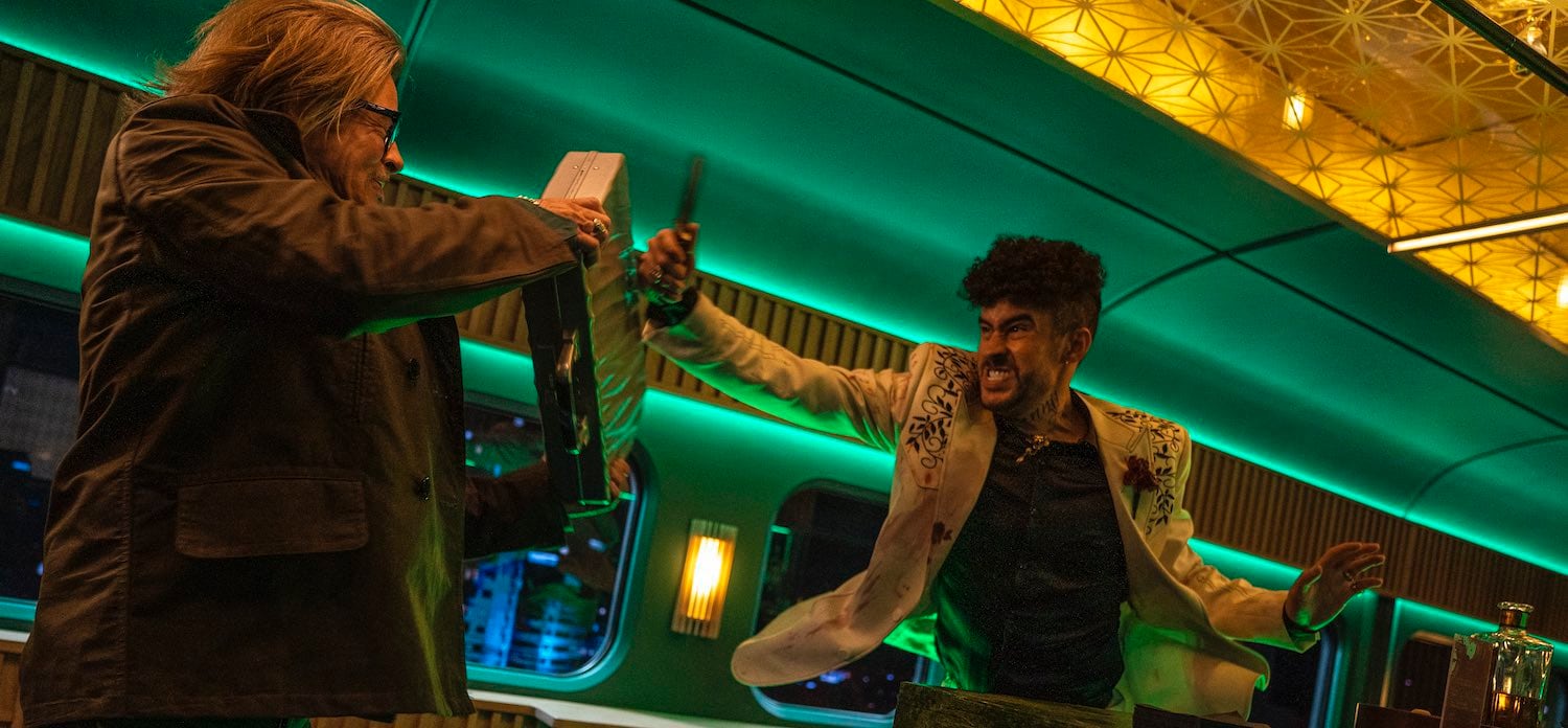 Brad Pitt y Bad Bunny pelean a muerte en el tráiler de su nueva película ‘Bullet Train’