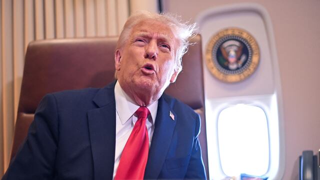 Donald Trump anunciará aranceles del 25% a importaciones de acero y aluminio.