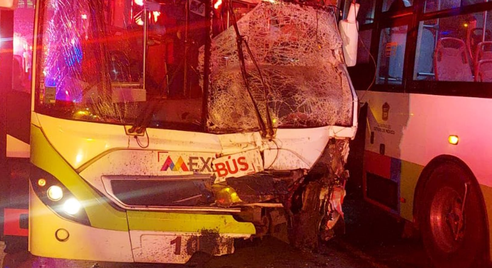 Choque de dos unidades de Mexibús en Ecatepec, Estado de México