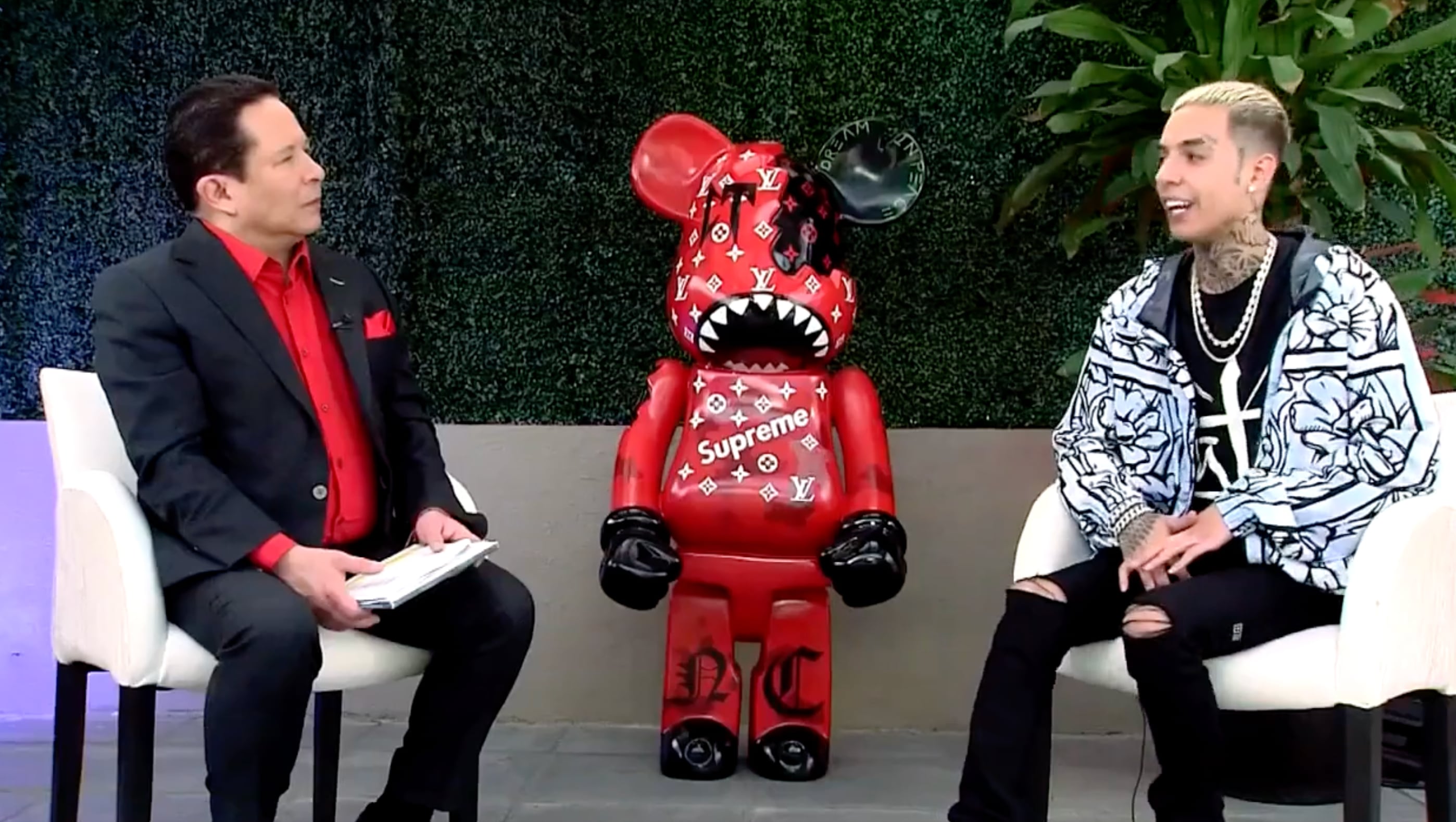 Natanael Cano y Gustavo Adolfo Infante