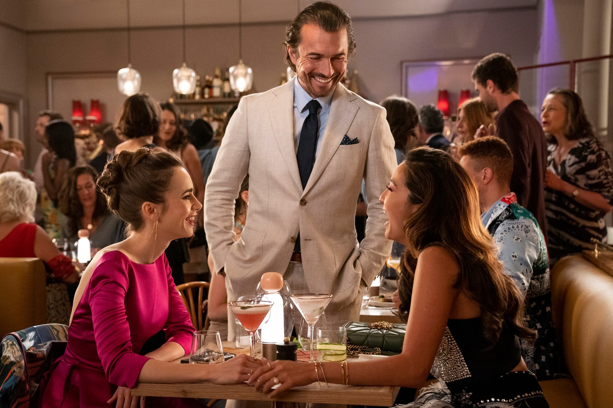 Series Netflix: Escena de 'Emily en París'