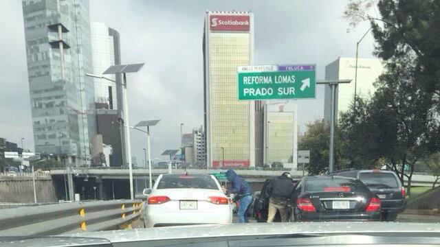 Asalto sobre Periférico altura Fuente de Petróleos