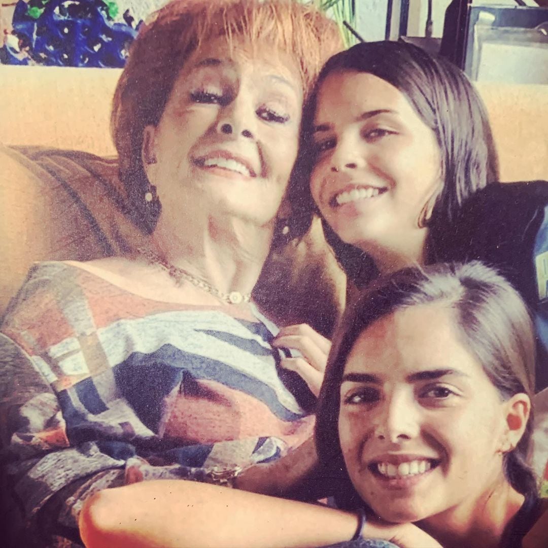 Talina Fernández con las hijas de Mariana Levy; María y Paula.