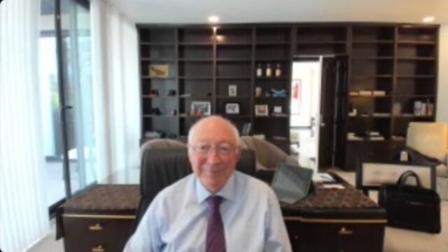 Ken Salazar en su participación en el foro "Juntas Binacionales 2022" de la Coparmex