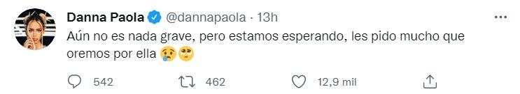 Danna Paola pide oraciones por su perrita