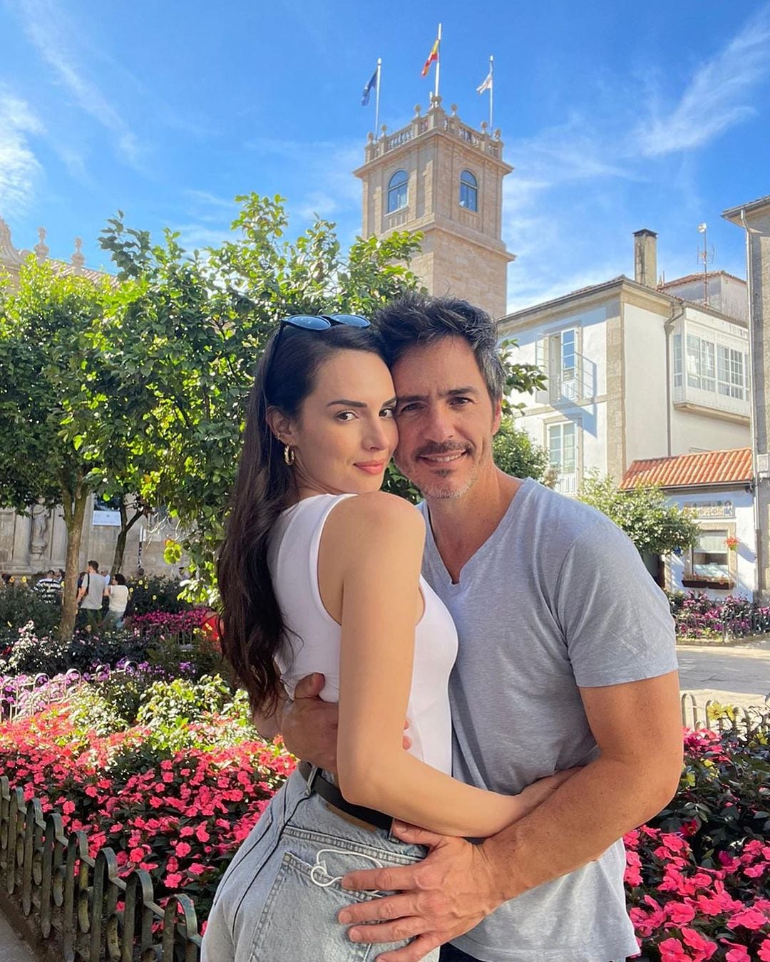 Paulina Burrola y Mauricio Ochmann