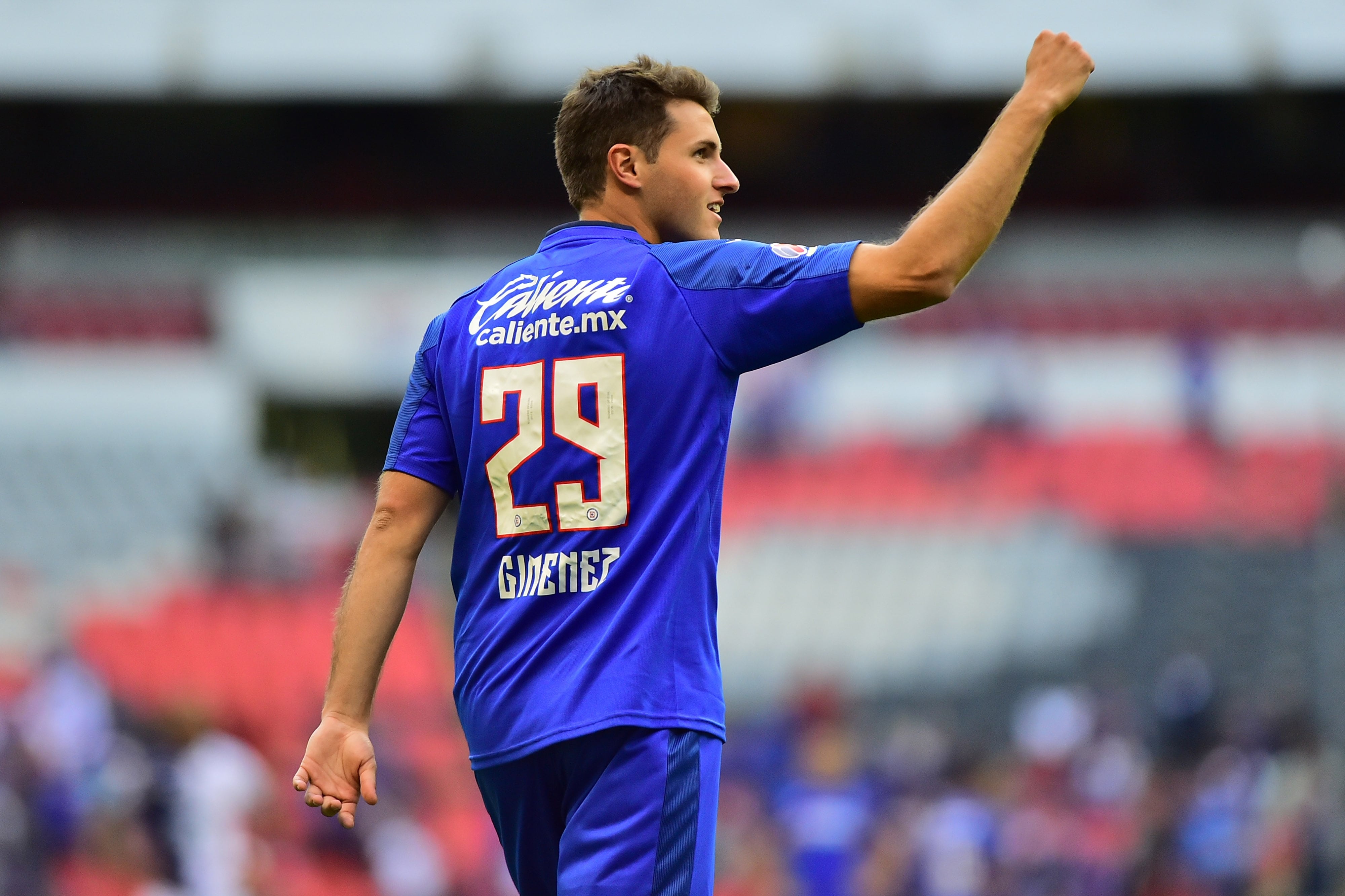 Santiago Giménez.