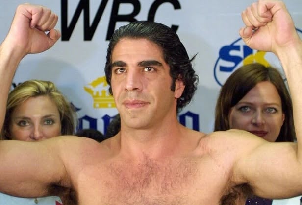 Jorge Kahwagi Macari, boxeador y político.