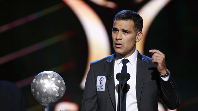 Rafael Marquez en una premiación