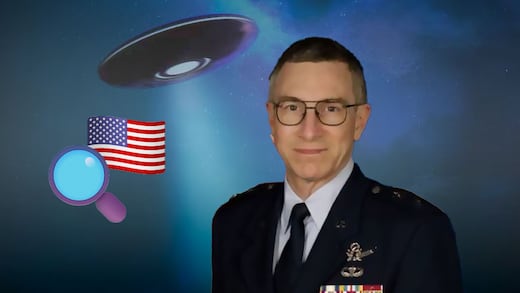 Desaparecen científicos y general retirado de Estados Unidos ligados al fenómeno OVNI
