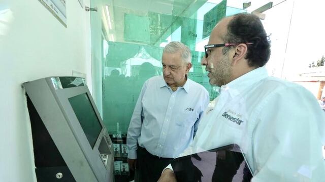 AMLO inaugura cajero del Banco del Bienestar