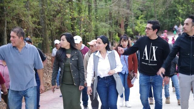 Michelle Núñez entregó segundo tramo de calle Fontana Zarca