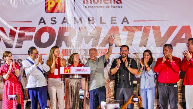 Christian Agúndez reúne a más de 5 mil personas en asamblea de la 4T en BCS