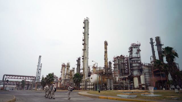 Trabajadores de Pemex. Abasto garantizado