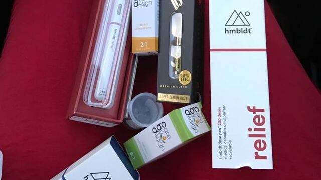 Aquí algunos de los productos que compré en San Diego después de recibir la autorización para consumir cannabis medicinal