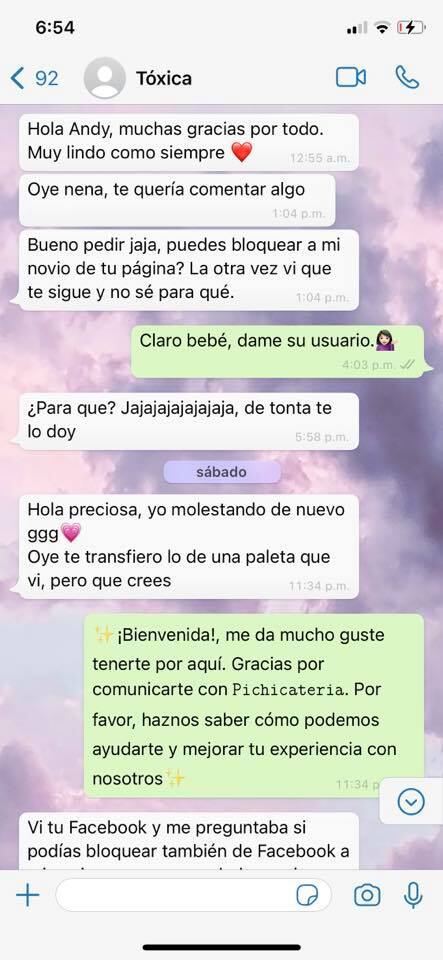 Clienta celosa pide que el entregue una persona fea.