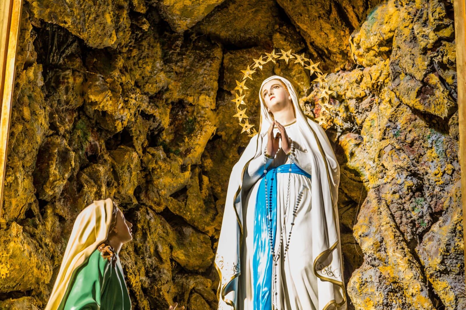 Oración a la Virgen de Lourdes