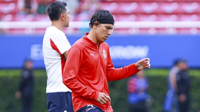 Erick Gutiérrez con Chivas.