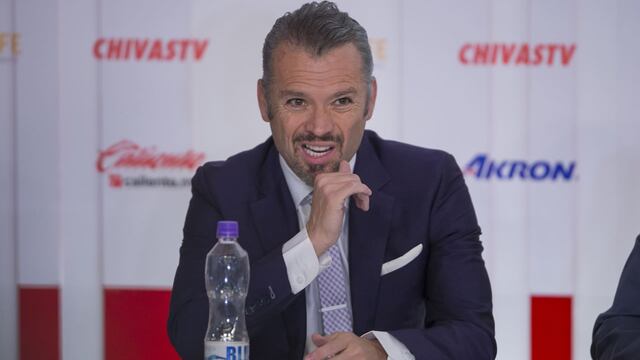 Higuera en conferencia de prensa.