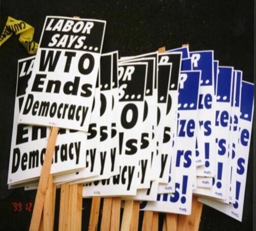Protestas antiglobalistas en Seattle, Estados Unidos; 1999.