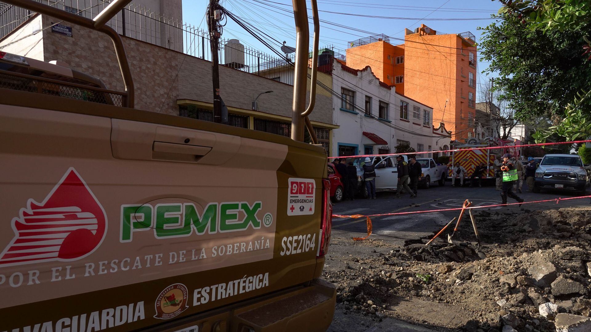 Pemex descarta toma clandestina en los túneles hallados en la colonia Observatorio