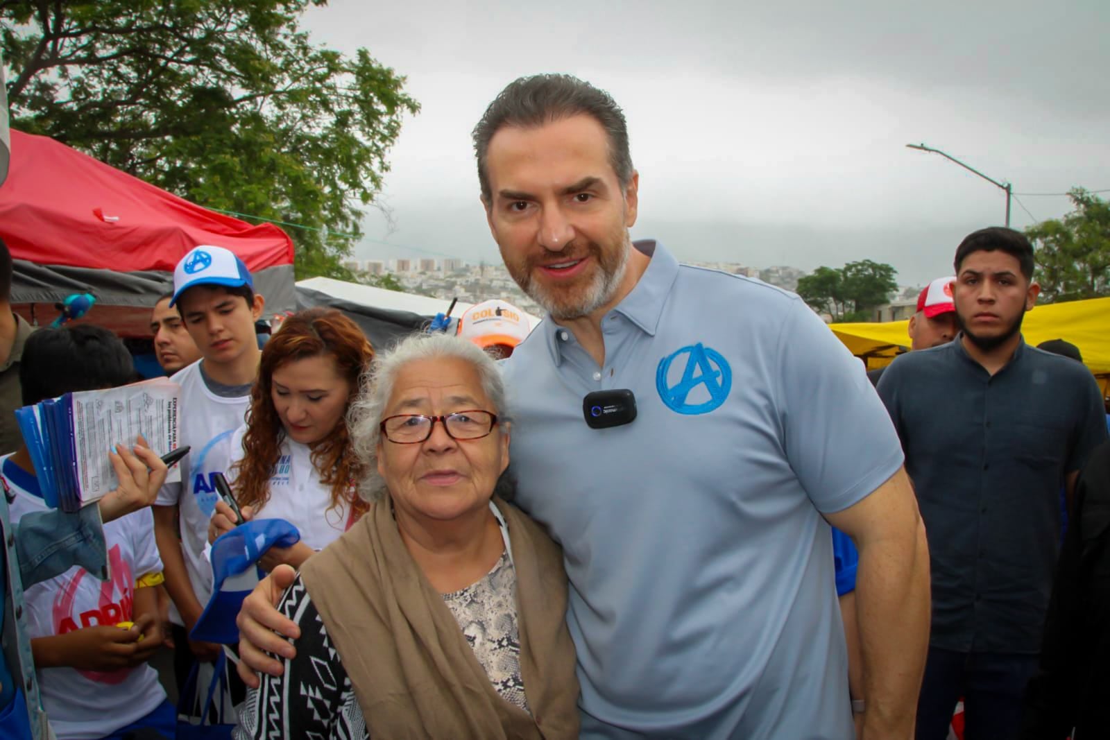 Adrián de la Garza plantea metas deportivas para mejorar calidad de vida de regiomontanos