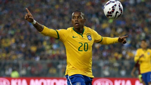 Robinho en sus últimos juegos con Brasil.