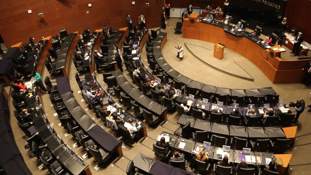 CIUDAD DE MÉXICO, 28JUNIO2020.- Se llevó a cabo la Sesión permanente en materia de la discusión sobre el T-MEC y la aprobación de una sesión extraordinaria. El acto se realizó en el pleno del Senado de la República.
FOTO: GRACIELA LÓPEZ /CUARTOSCURO.COM
