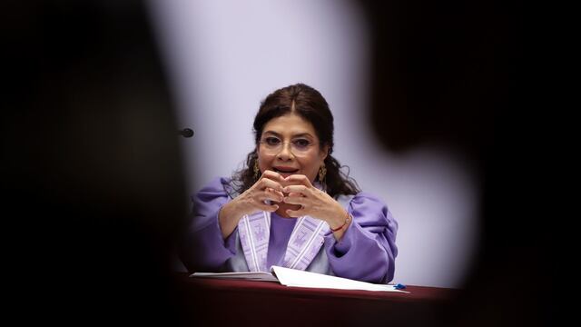 Clara Brugada, jefa de gobierno de la capital, durante el informe mensual de seguridad.