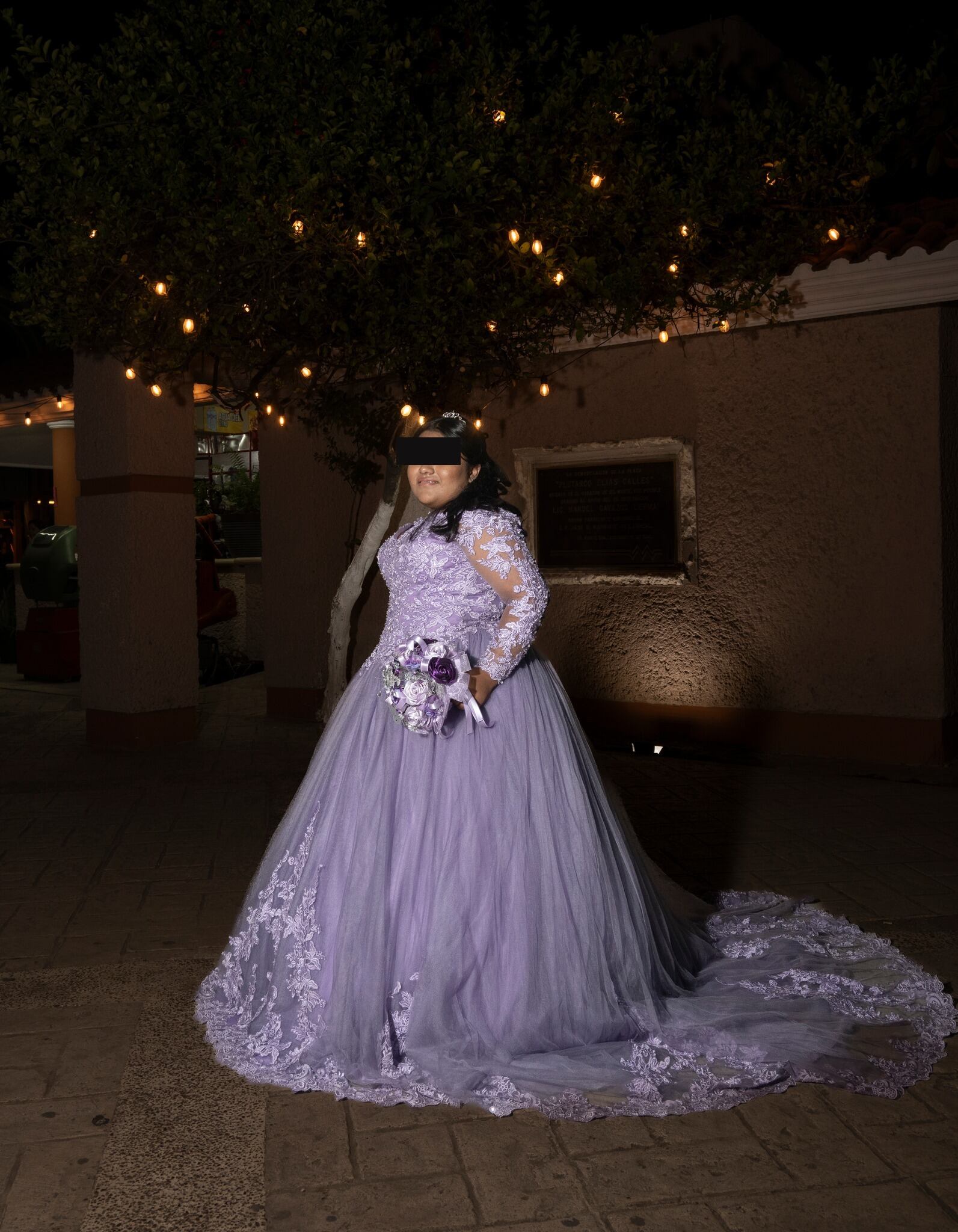 Quinceañera decidió tomarse fotos en camión de basura