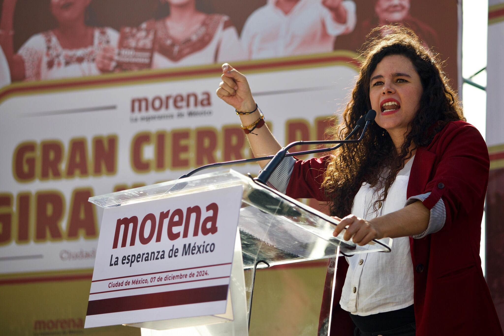 Luisa María Alcalde